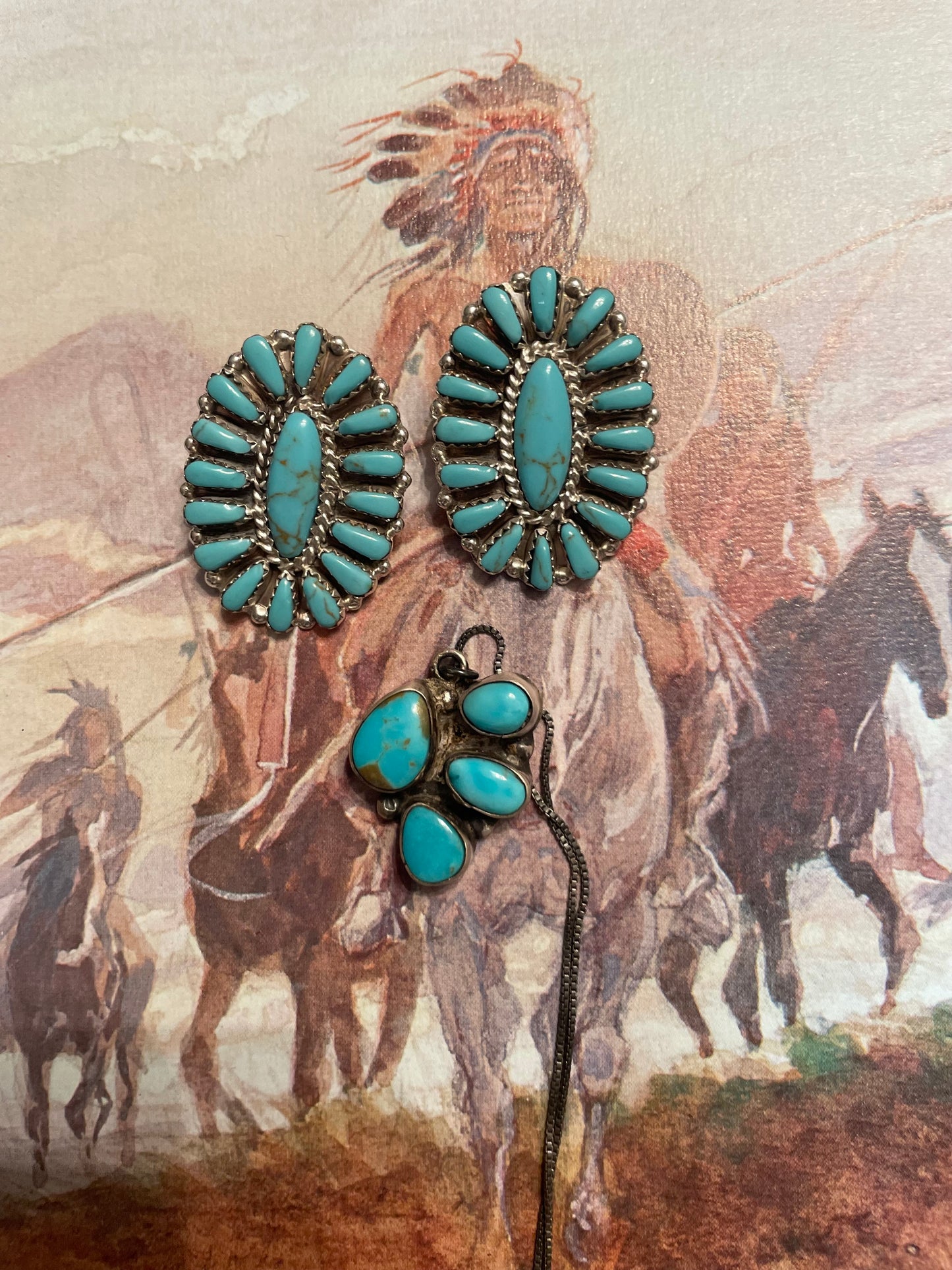Medium Turq Cluster Studs